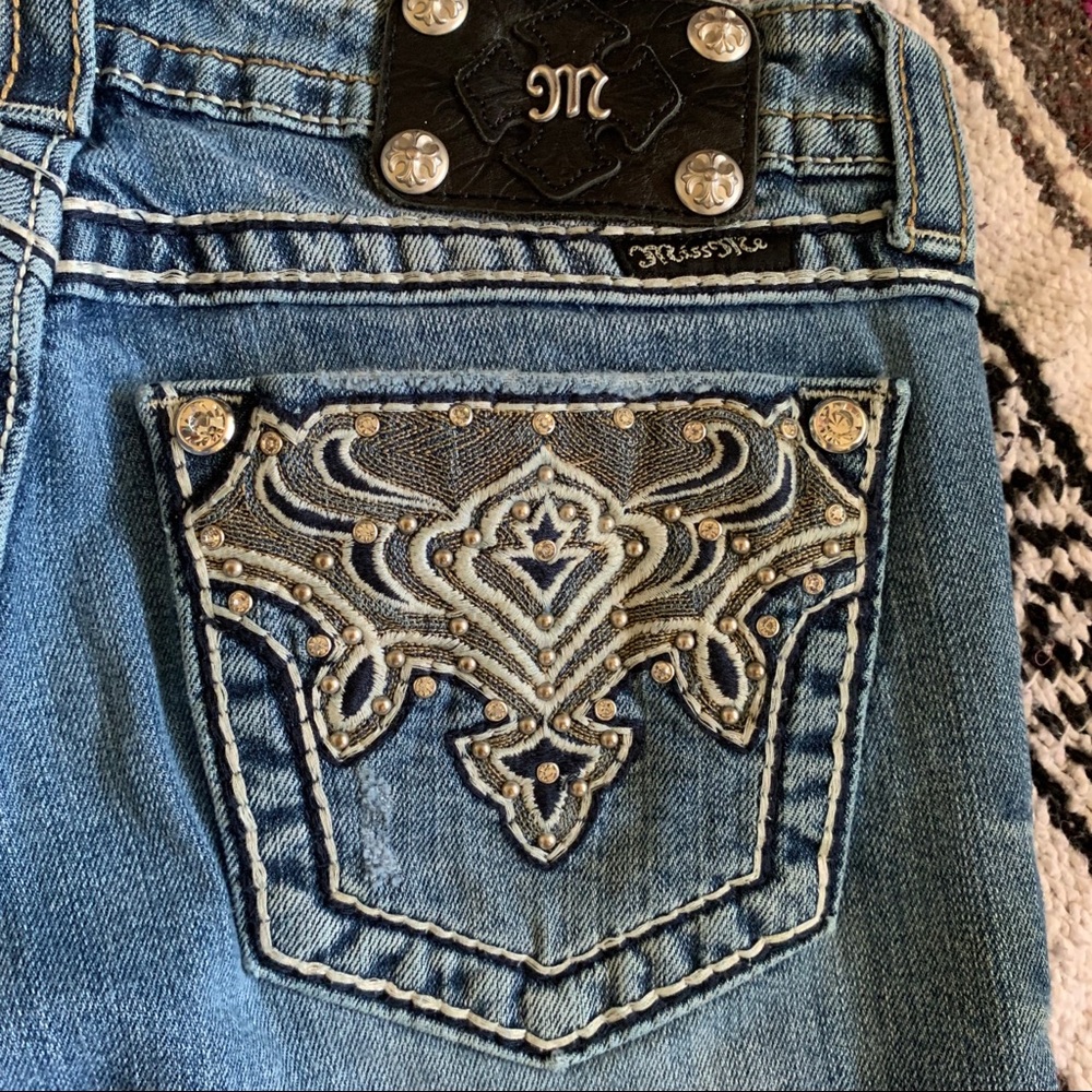Miss Me Distressed Bootcut Jeans Size 28
